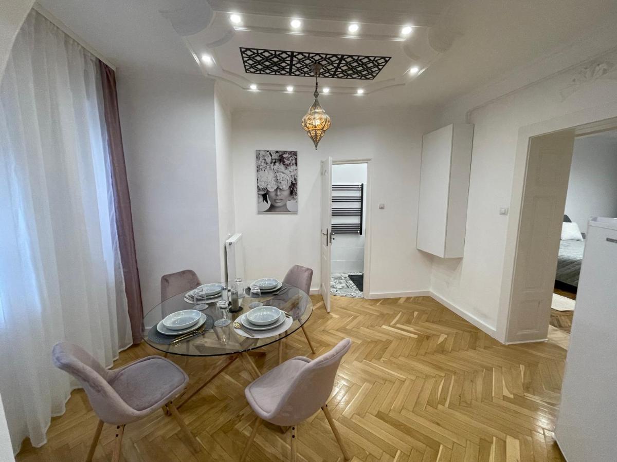 Season One Apartman Szeged Exteriör bild