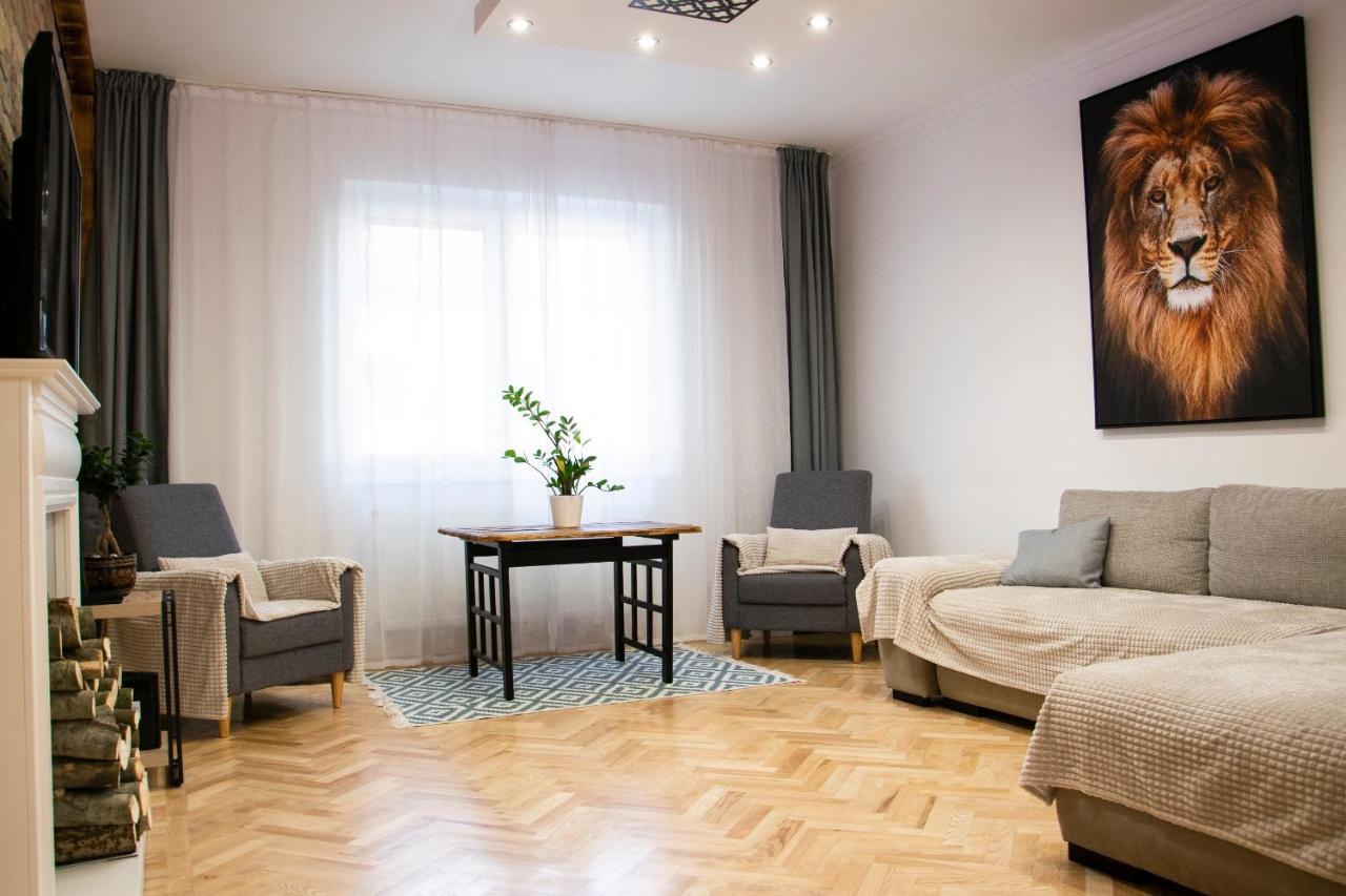 Season One Apartman Szeged Exteriör bild