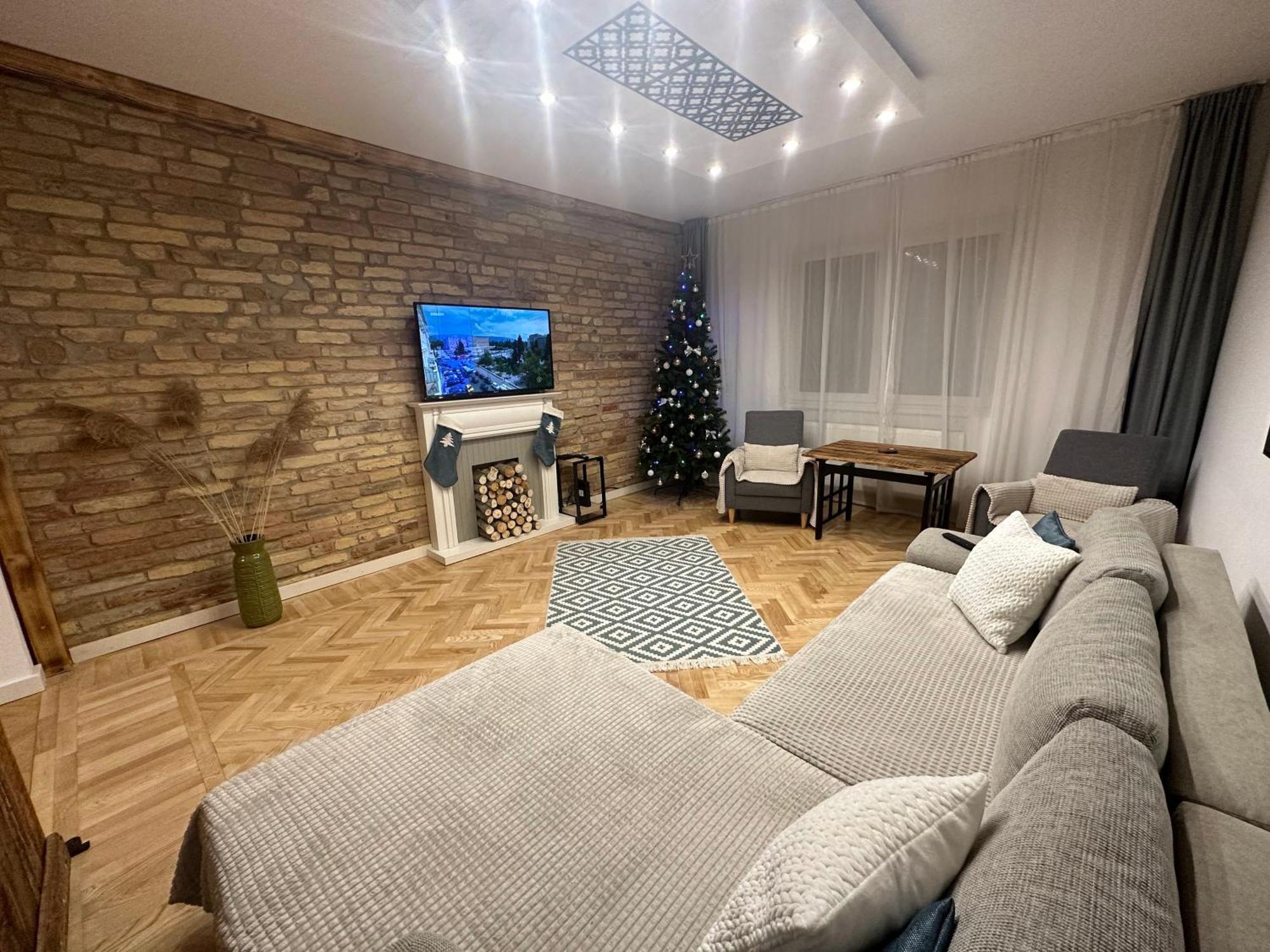Season One Apartman Szeged Exteriör bild